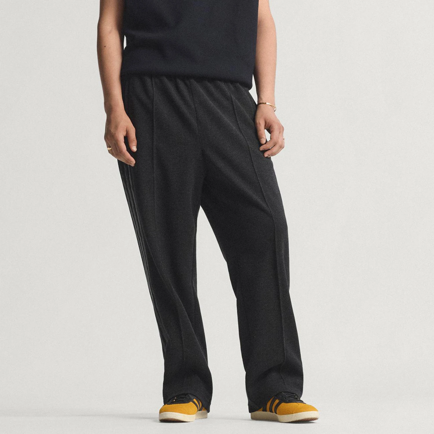Adidas Originals Mens Loose Fit Trousers JV7607