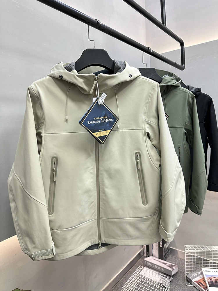 

Outdoor Climbing Jaet Couples Fce Warm Soft ell Windproof Waterproof Faionable Stand Fit Spring Autumn