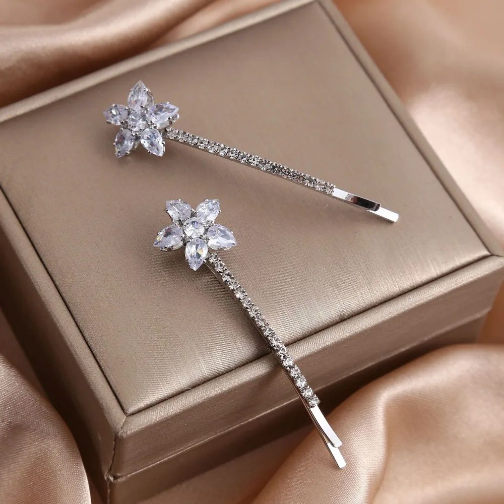 

1 пара модных заколок с цветочным принтом для женщин, нежные металлические заколки для волос со стразами, новый продукт, головные уборы