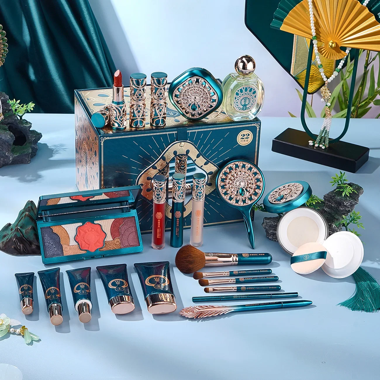 フロラシス 同様の美容とスキンケアセット バレンタインデー 誕生日プレゼント 21点セット メイクアップギフトボックス 初心者向け必須アイテム