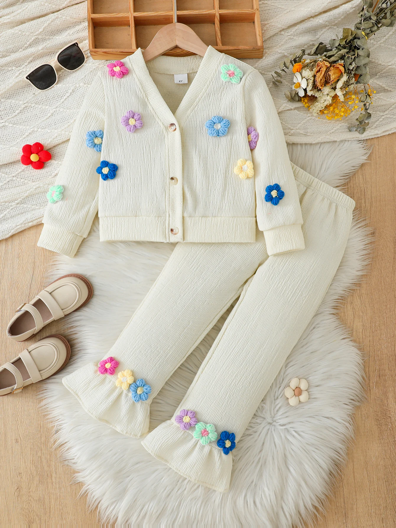 Zweiteiliges Set für Mädchen, Frühling und Herbst, mit Blumenverzierung, Langarmjacke und Schlaghose