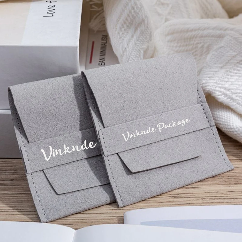 

50pcs Custom Logo Microfiber Jewelry Pouch Velvet Pochette Suede Bag With Compartment for Packaging Earrings Bijoux Container