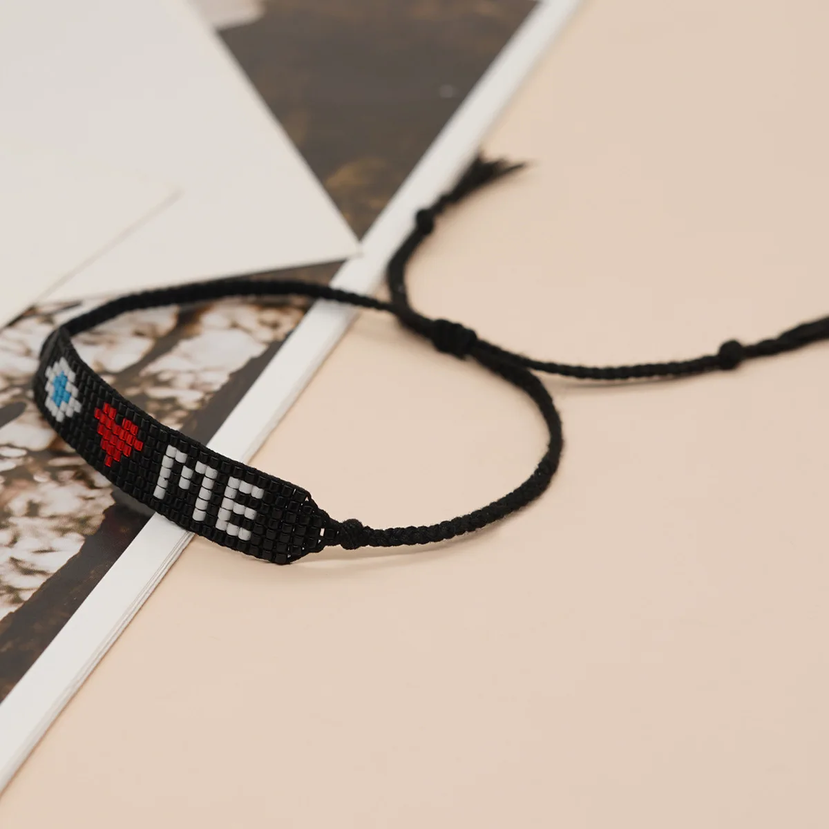 

Богемный браслет из бисера ручной вязки в форме сердца, дизайн дьявола в форме глаза, регулируемый простой браслет из рисовых бусин для женщин