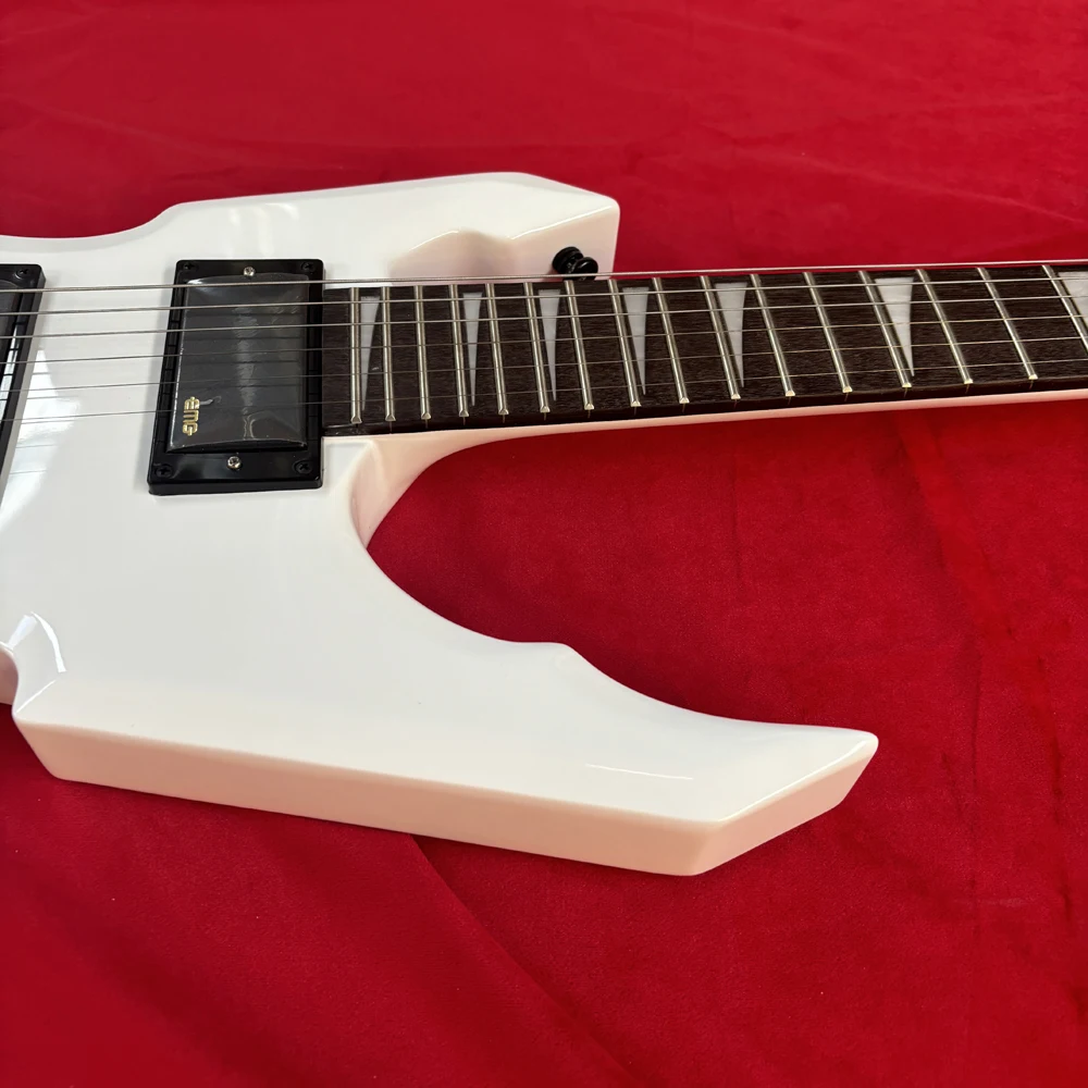 White Electric Guitar Double Locking Tremolo,smooth frets, stable tuning, comfortable neck, balanced tone