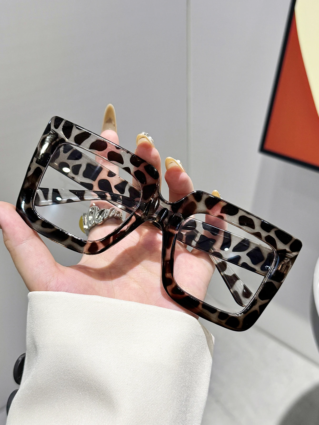 1pc retro high street style large frame glasses thick frame design net celebrity out of the street shape with accessories view 2