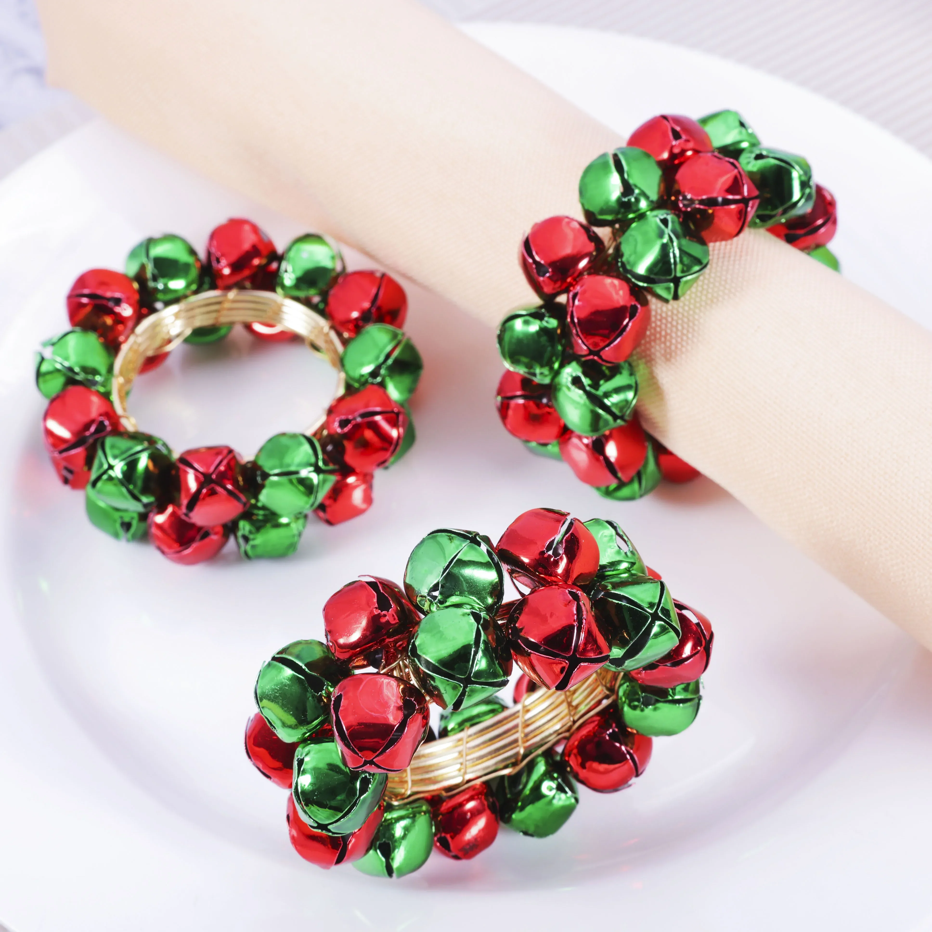 

12Pcs Metal Green&Red Jingle Bells Christmas Napkin Rings Napkin Holder Buckle Thanksgiving Dinner Wedding Table Decoration