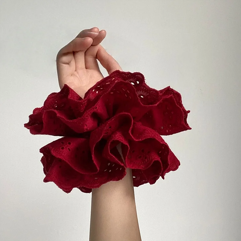 

1PC Atmosphere-Enhancing Tipsy Red Cotton Fabric Hollow-Out Four-Layer Scrunchie - Elegant Wine-Red Hair Flower Bun Hair Tie