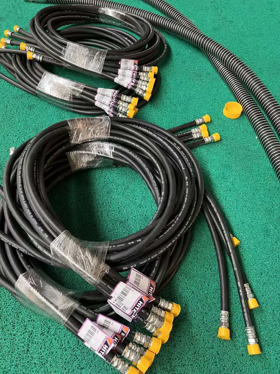 New Hitachi 200-3 Excavator Hose Kit with 1 Year Warranty for Yokohama for for Hoses