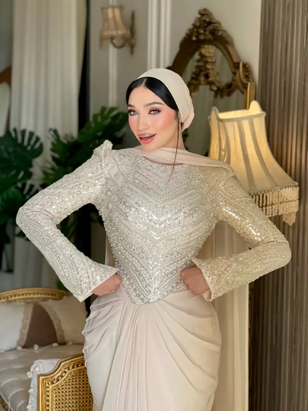 Alibxn Light Pink Muslim Formal Evening Dress Sparkly Hand Beading Chiffon A‑Line Prom Dress Cape Sleeves Ball Gown Customizd