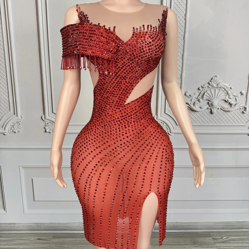 Vestido feminino sexy vermelho bodycon – ombro de fora com strass brilhantes, design recortado e fenda, perfeito para festa e noite