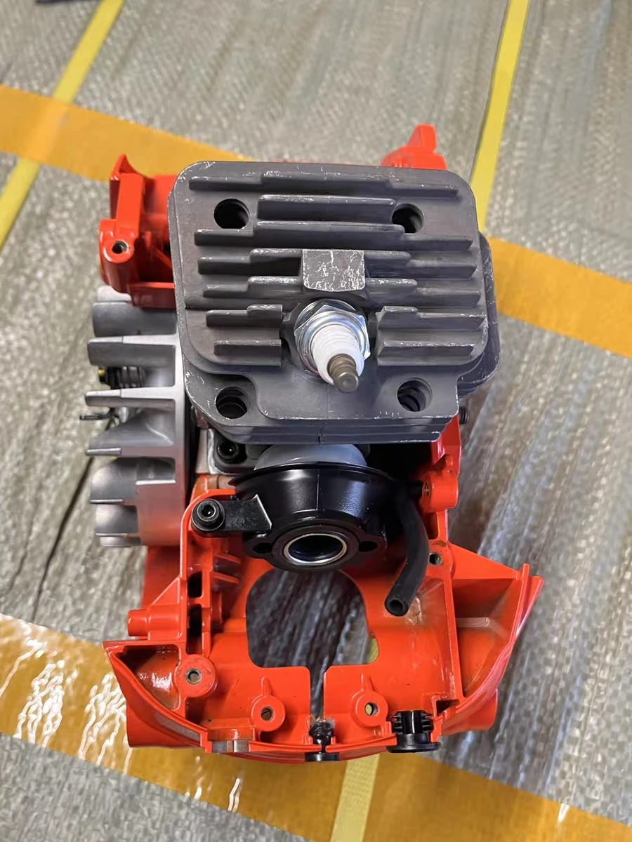 

Комплектный двигатель для бензопилы ECHO 490: цилиндр, коленвал, корпус, силовой агрегат