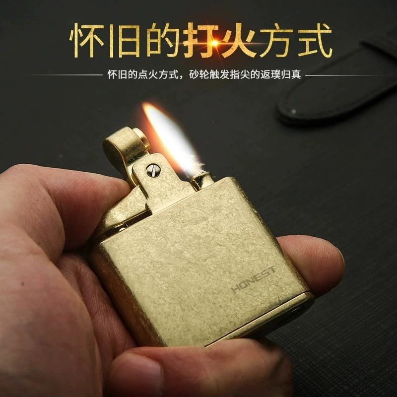 

Новая ветрозащитная ретро-зажигалка для сигар из латуни, аксессуар для курения сигар, гаджет для мужчин, металлическая роскошная зажигалка, водонепроницаемая.