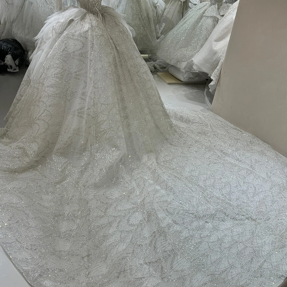Ball Gown Wedding Dresses Short Sleeves Beading Feathers Princess Bridal Gowns Custom Made Tulle Party Clothing vestido de novia