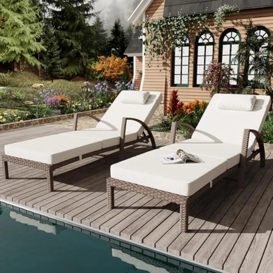 Patio PE rattan lounger set for outdoor use, brown wicker with beige cushions, 5-position adjustable backrest and armrests