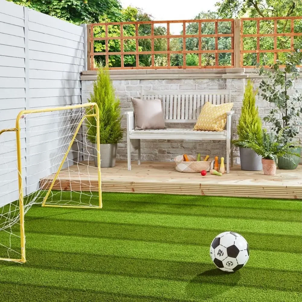 Customizable Artificial Turf for Outdoor Spaces: Ideal for Balconies, Roofs, Gardens, Playgrounds, and Sports Fields (Soccer, Te