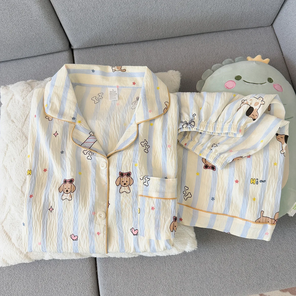 Summer Thin Pajamas for Women with Puppy Pattern, Short-Sleeved Shorts, Sweet and Cute, Can Be Worn Outside in Summer, Home Wear Set, Two-Piece Set view 5