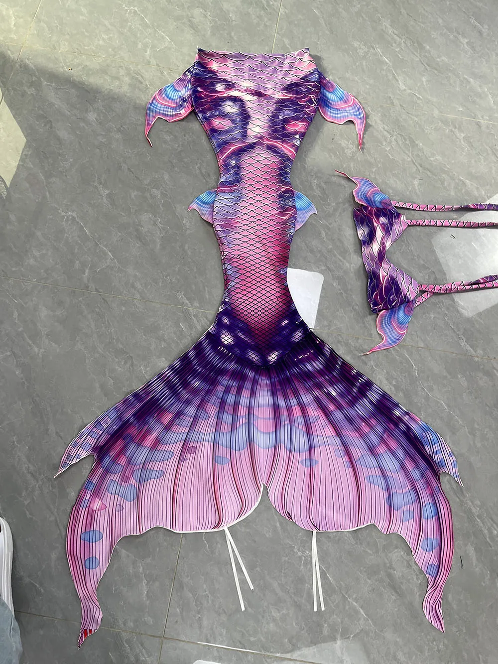 Colore originale Coda di sirena Sirena Pelle di pesce Sirena Pinne per immersione Acquario Performance Costume da bagno Fotografia subacquea