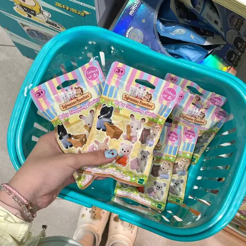 Sylvanian Families Toys Söta Figurer Kök Leksak För Flickor Ternuriner Barnens Köksset Barnleksaker Calico Critters Anime 8 best sales Sylvanian familjens katter - №3