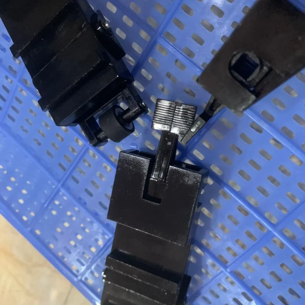 

4 шт. P-cut PCUT прижимной ролик в сборе, резиновые ролики под давлением для pcut CT-900 1200 630, виниловый режущий плоттер, колесо в сборе