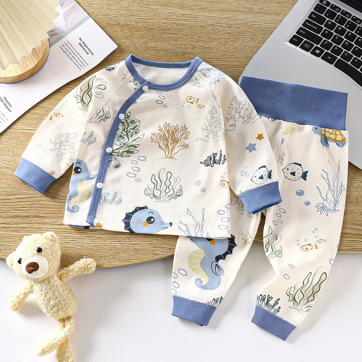 Neugeborene Jungen Mädchen reine Baumwolle warme Pyjamas niedlichen Cartoon-Druck Langarm Pyjamas Kleinkind Baby Herbst Nachtwäsche Kleidung Sets