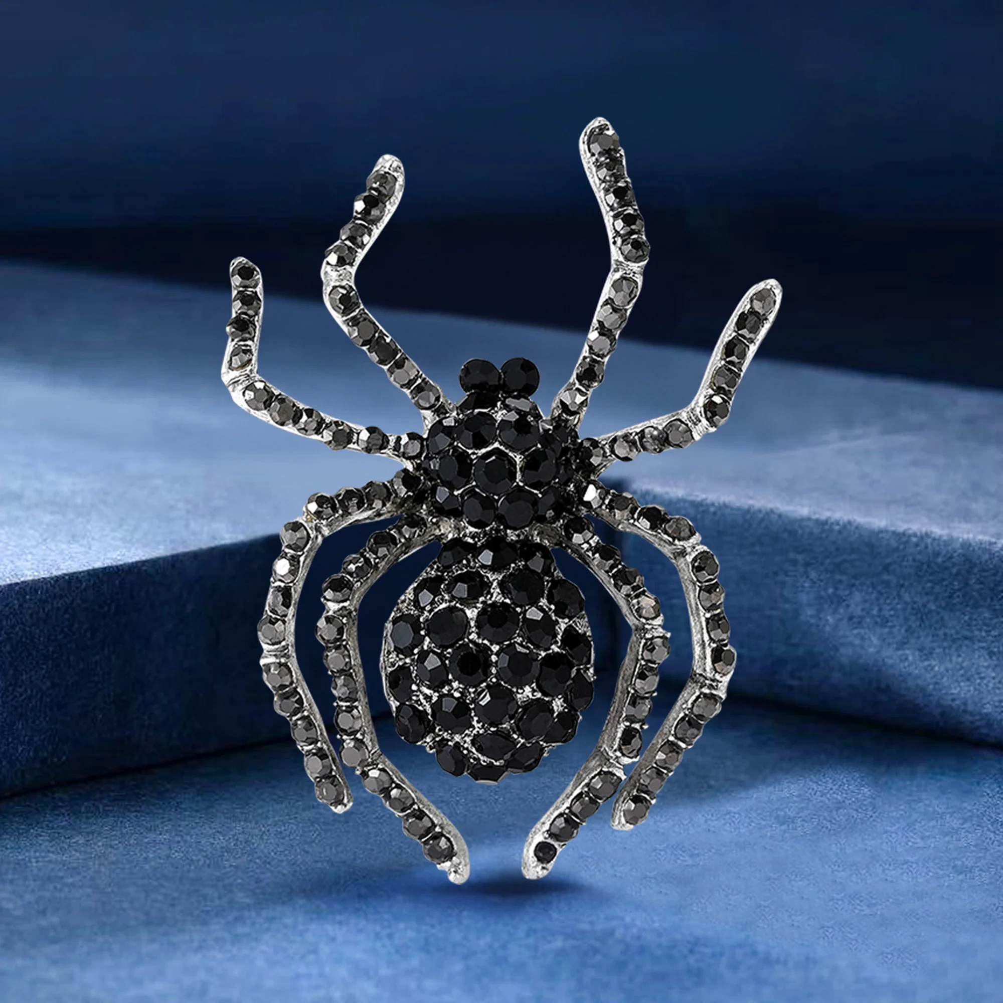 

Fashion Rhinestone Spider Brooches for Women Unisex Animal Pins Keychain Event Party New Gifts Jewelry Decoration Accessories
