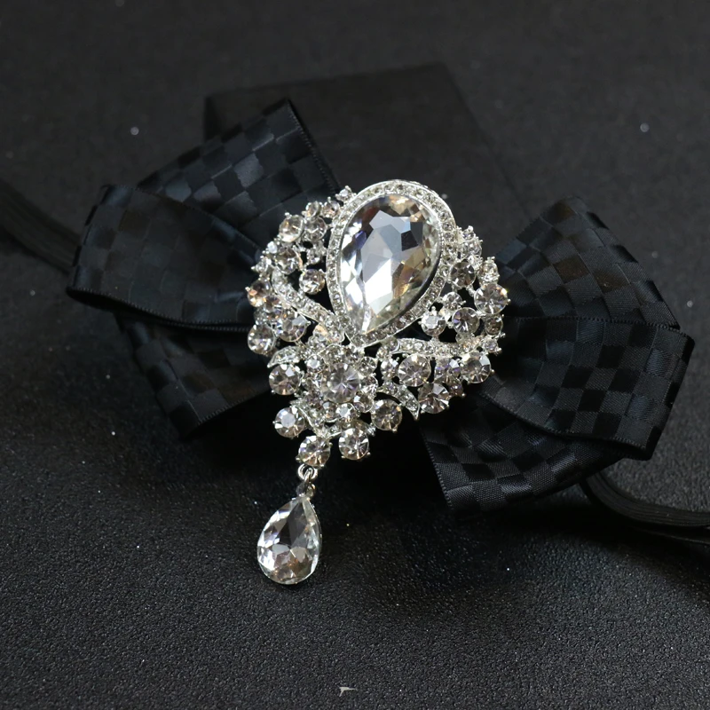 Männer Hochzeit Strass Fliege Brosche koreanische britische Geschäft formelle Kleidung Hemd Kragen Blumen Brosche Tasche Handtuch 3 stücke-Sets – Detail 11