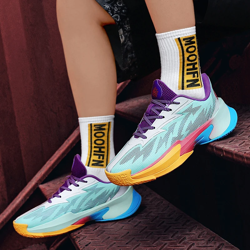 

Casual and Fashionable Men's Sports Shoes Are Lightweight Breathable Comfortable Non Slip and Versatile Running Shoes