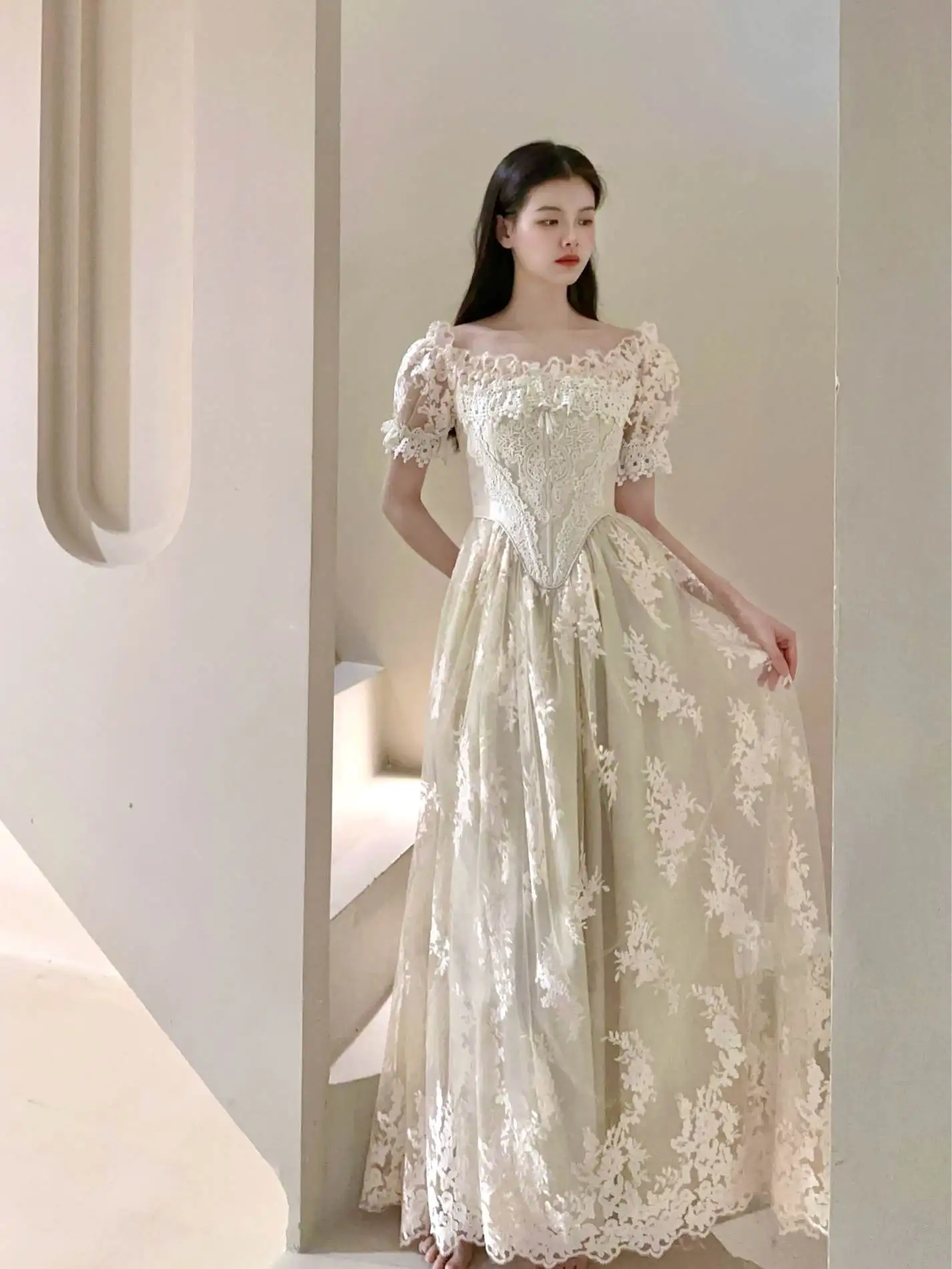 

Retro Court Heavy Embroidery Lace Fishbone Dress Wedding Dress Evening Gown Elegant Women's Fashion Summer Collection