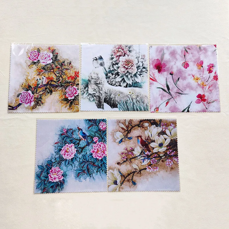 

Microfiber Eyewear Cloth Chinese Trend Ink Painting of Flowers Birds Wipes for Sunglasses Lens Computer Phone Customized Logo