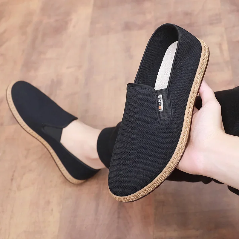 Men Casual Walking Shoes Breathable Non Slip Soft Sole Lightweight Slip On Canvas Shoes Old Beijing Style Leisure Sports Shoes