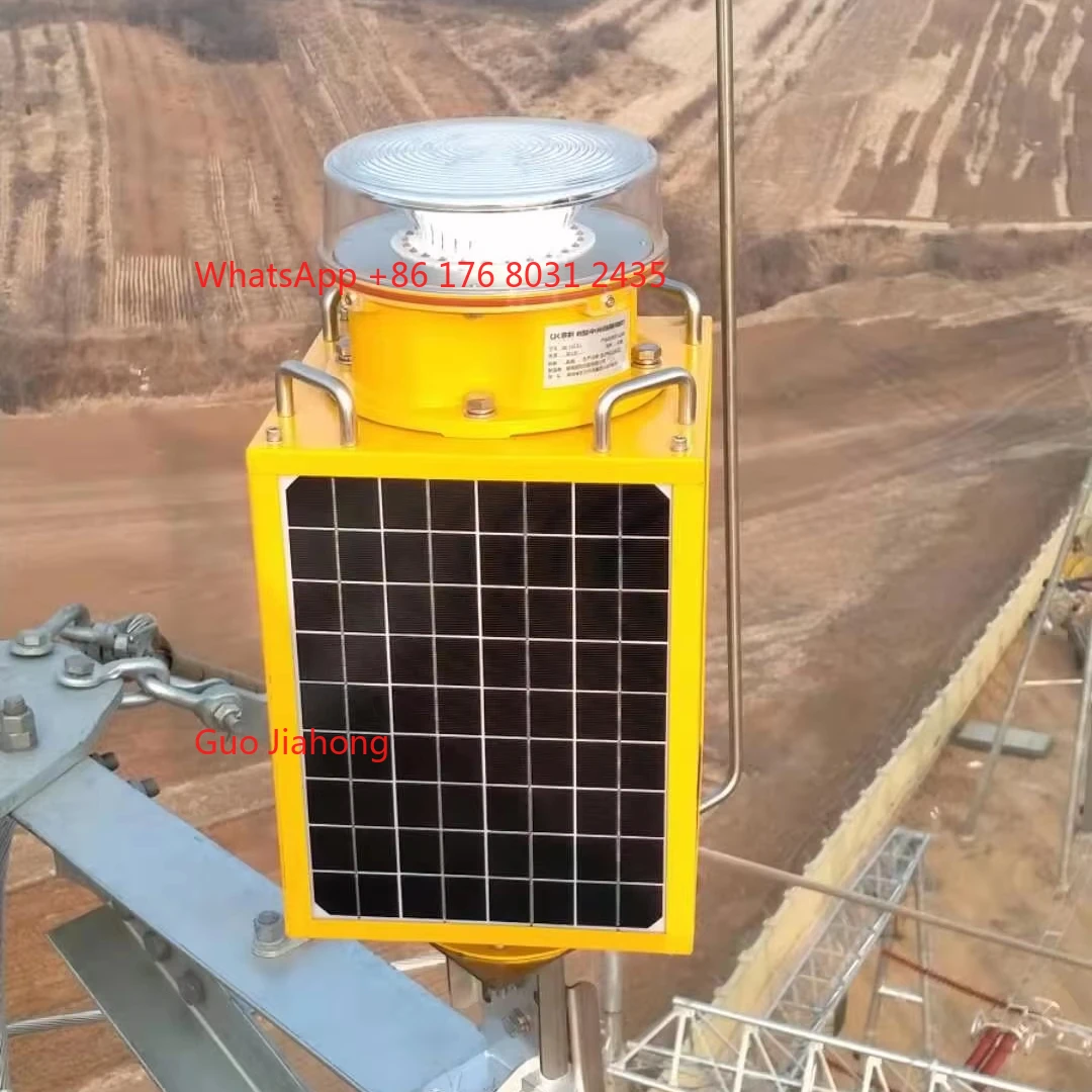 

Self-contained integrating solar panels batteries red flashing synchronized lights Solar medium-intensity warning light