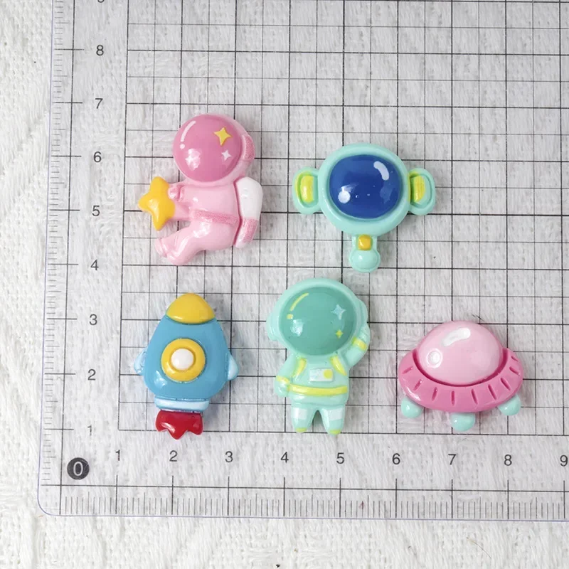 10/100pcs Resin Space Series Astronaut Alien DIY Pendant Craft Patch Children's Hair Tie Decorative Material Scrapbook - view 2