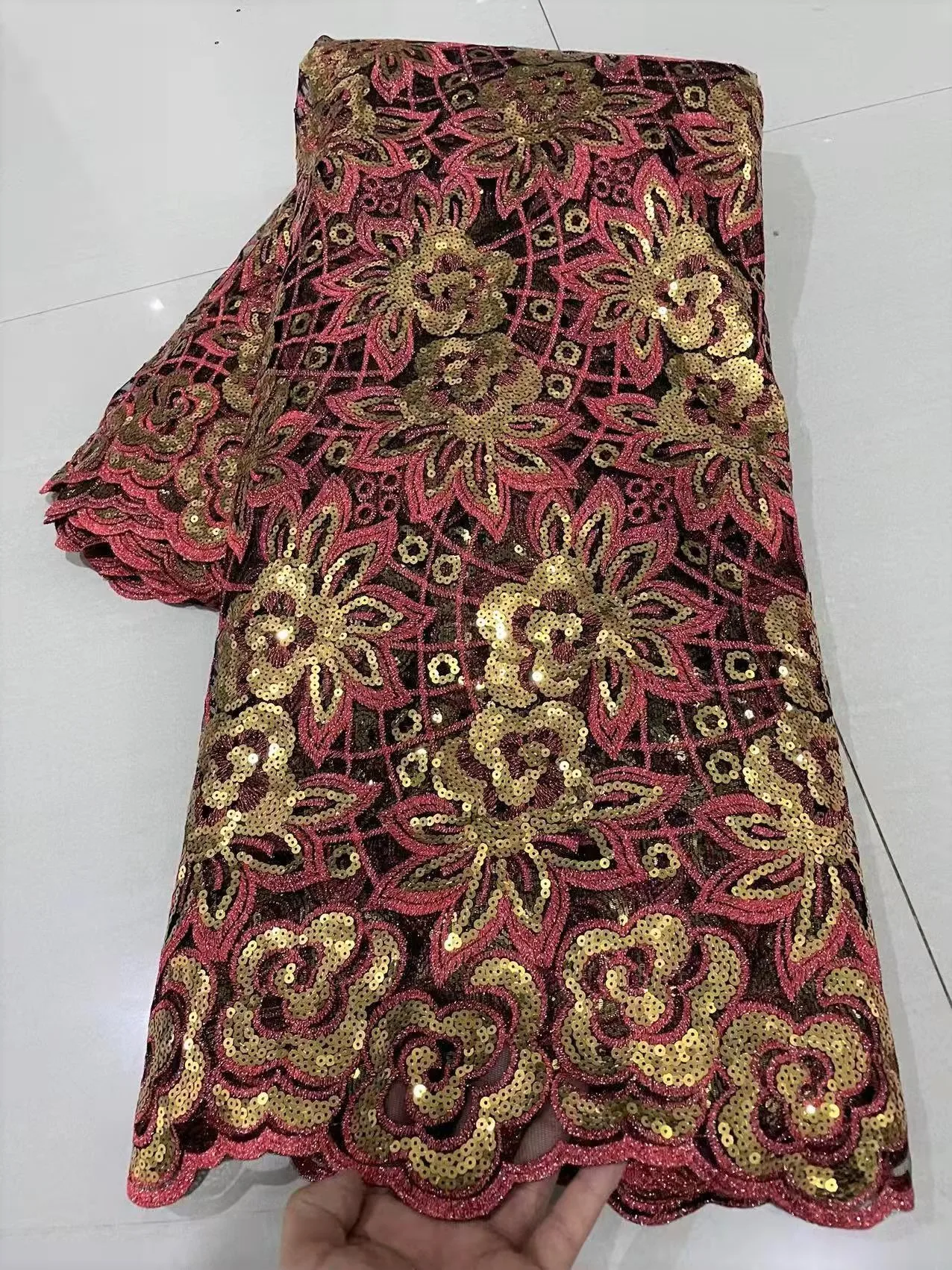

Latest Red Gold French Sequins Lace Fabric 2022 High Quality African Embroidered Lace Fabric Nigerian Party Lace Fabric KHX32