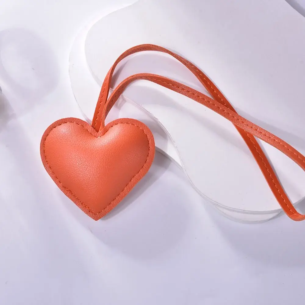 Cute PU Leather Heart Keychain Car Keyring Cartoon PU Leather Hanger Love Fashion Bag Pendant Women