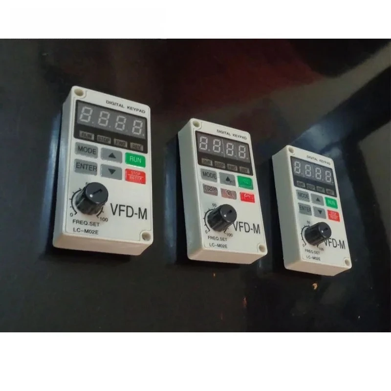 1PCS for LC-M02E LC-M2E VFD-M brand new genuine inverter operation panel controller