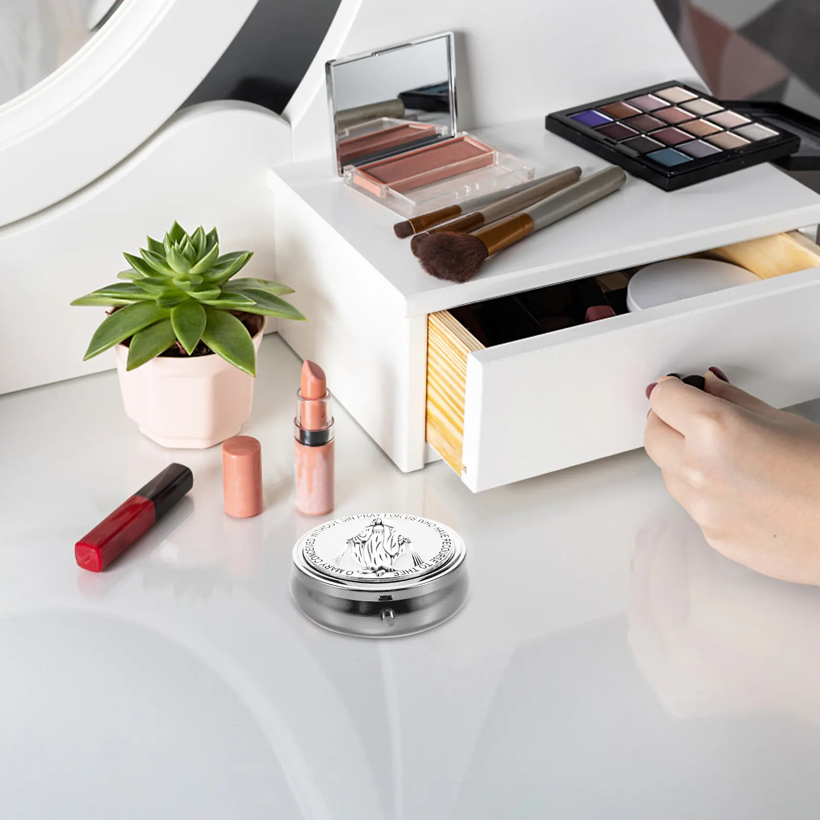 

Style Rosary Storage Box Jewelry Display Organizer Necklace Chain Holder Trinket Keeper Vintage Decorative Box for Rings