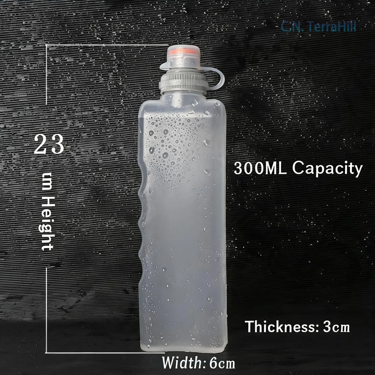 Portable Sports Water Bottle Handheld Running Water Bottle Squeeze Bottle for Marathon Camping Travel Outdoor Hydration