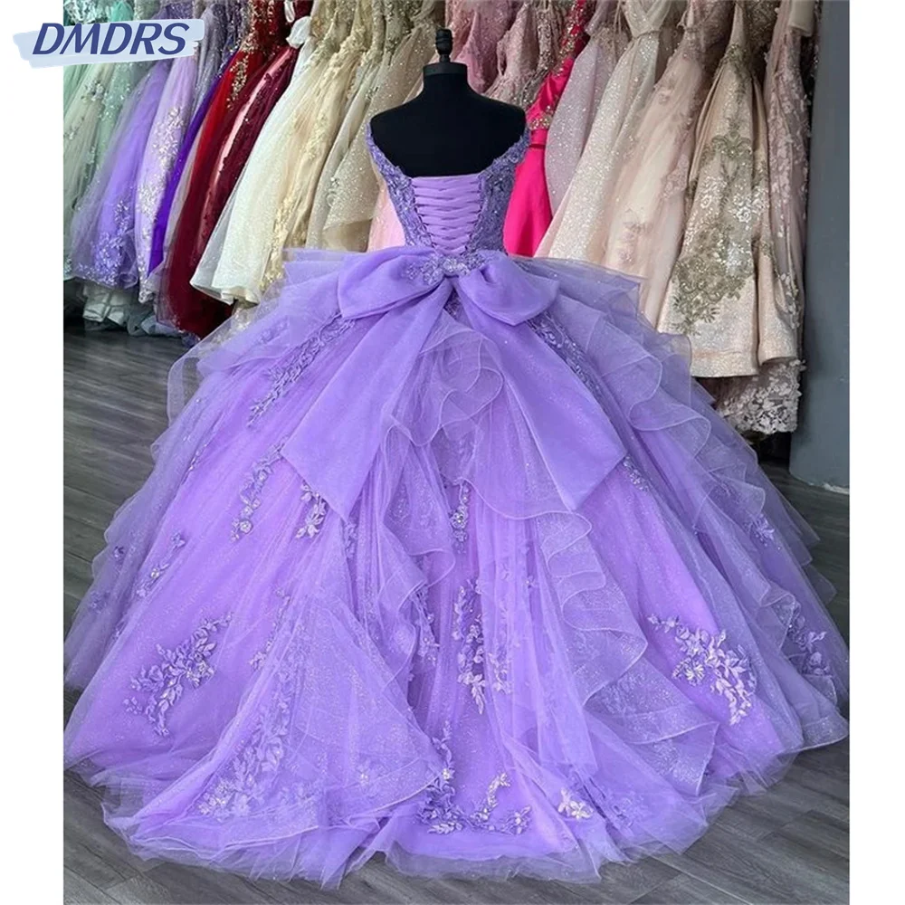 Romantic Purple Shiny V-Neck Ball Gown Quinceanera Dresses 2024 3D Flower Applique Sweet 16 Dress