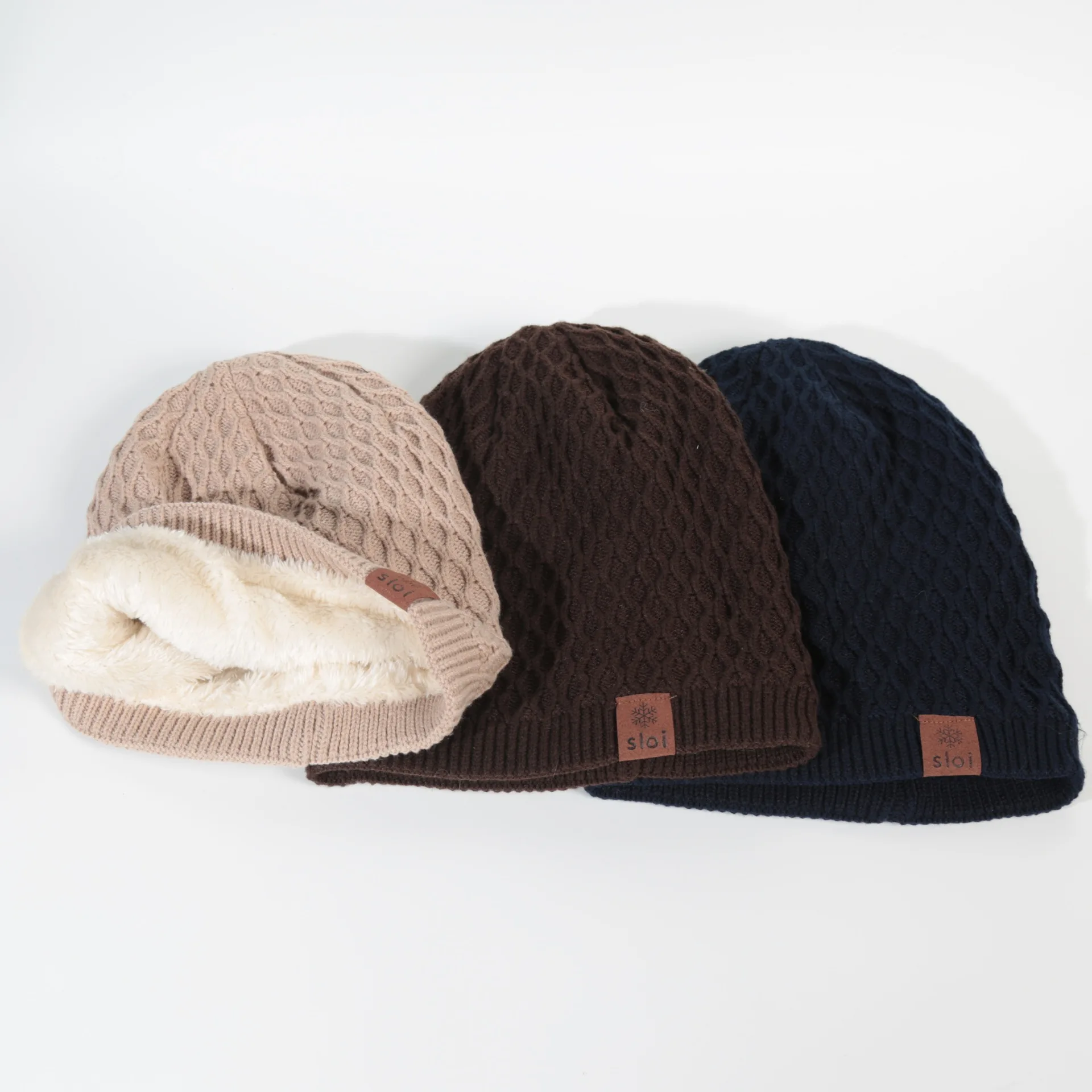 Winter Diamond-Patterned Knit Hat, Unisex, Suitable for Outdoor Snowy Weather, Thickened for Warmth and Wind Protection, Versatile Beanie, Available in Multiple Colors
