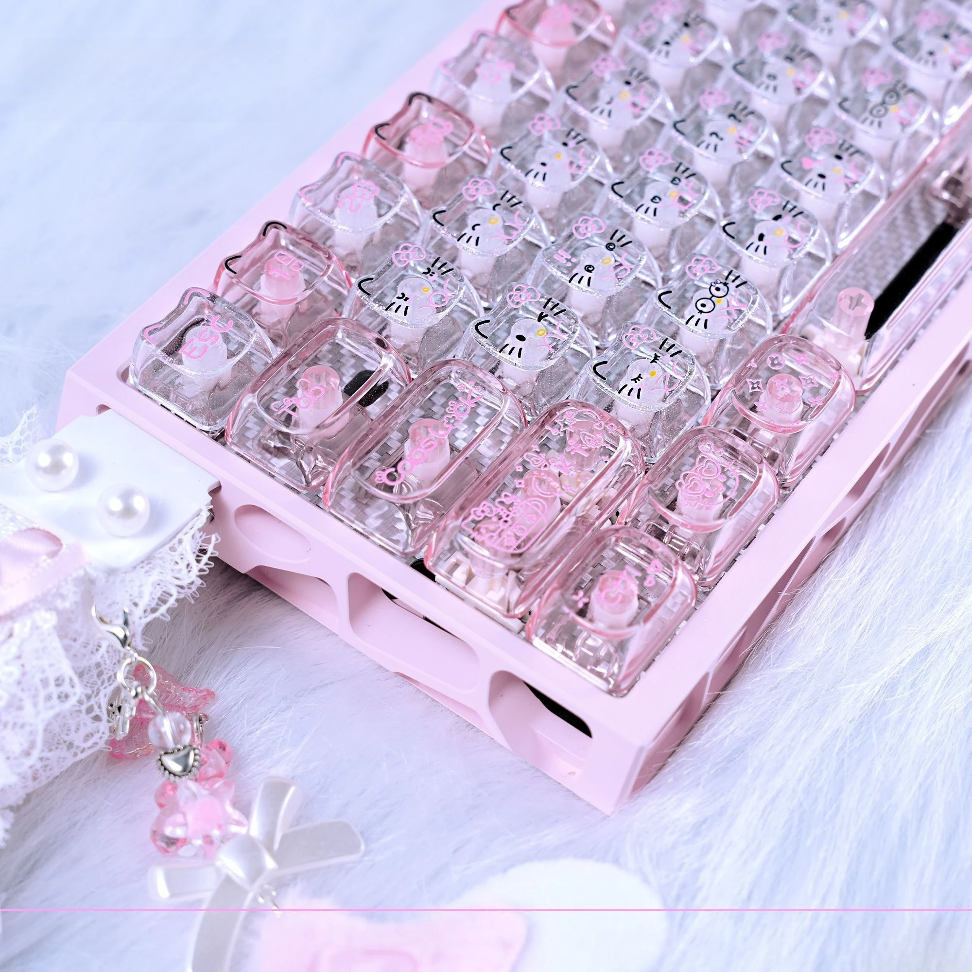 

Anime Sanrio Hello Kitty Transparent Keycaps Magnetic Switch Keyboard Cute RGB Backlit Gaming Keyboard Kawaii Lovely 2026 New