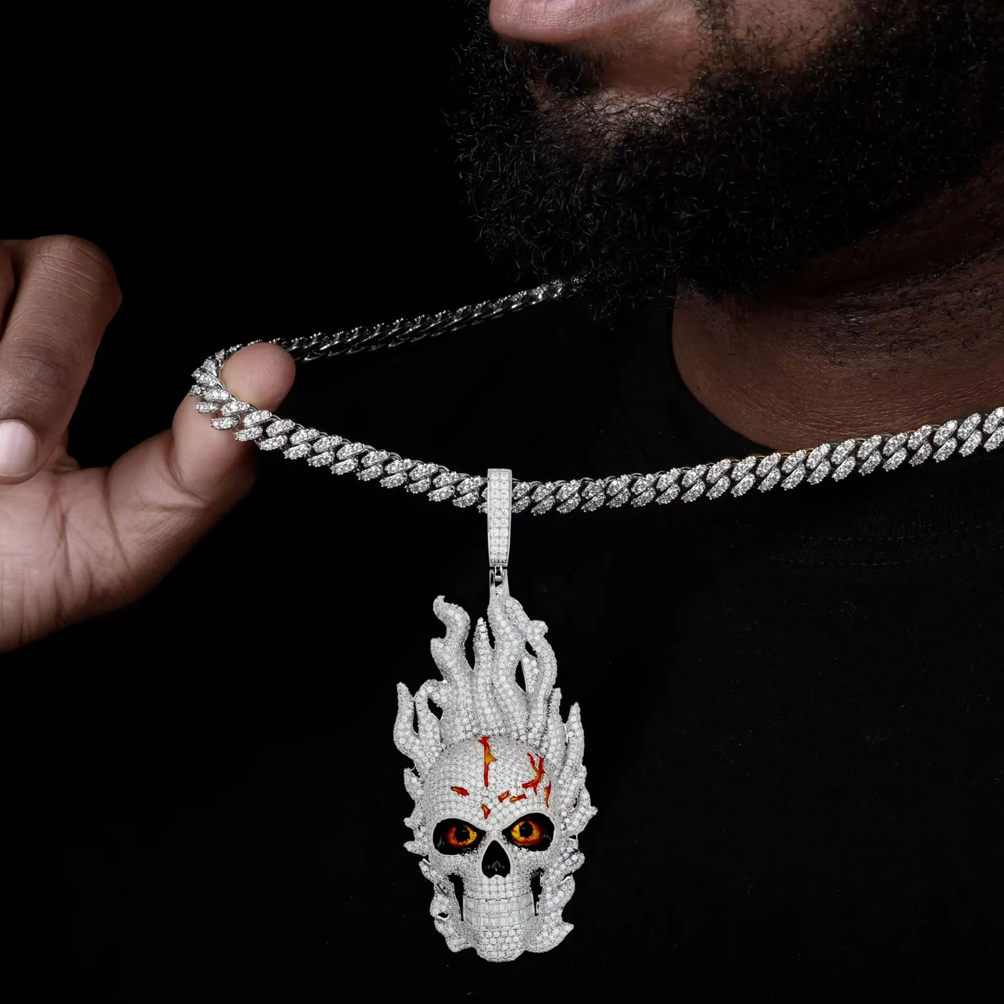 LYEE CYEE Hip Hop Flame Skull Pendant Red Black Enamel Eyes Ice Crystal Inlaid Skull Hip Hop Cool Ghost Head Pendant Street Party Accessories Men's and Women's Birthday Gifts Anniversary Meaningful Gifts Best Gift for Good Friends