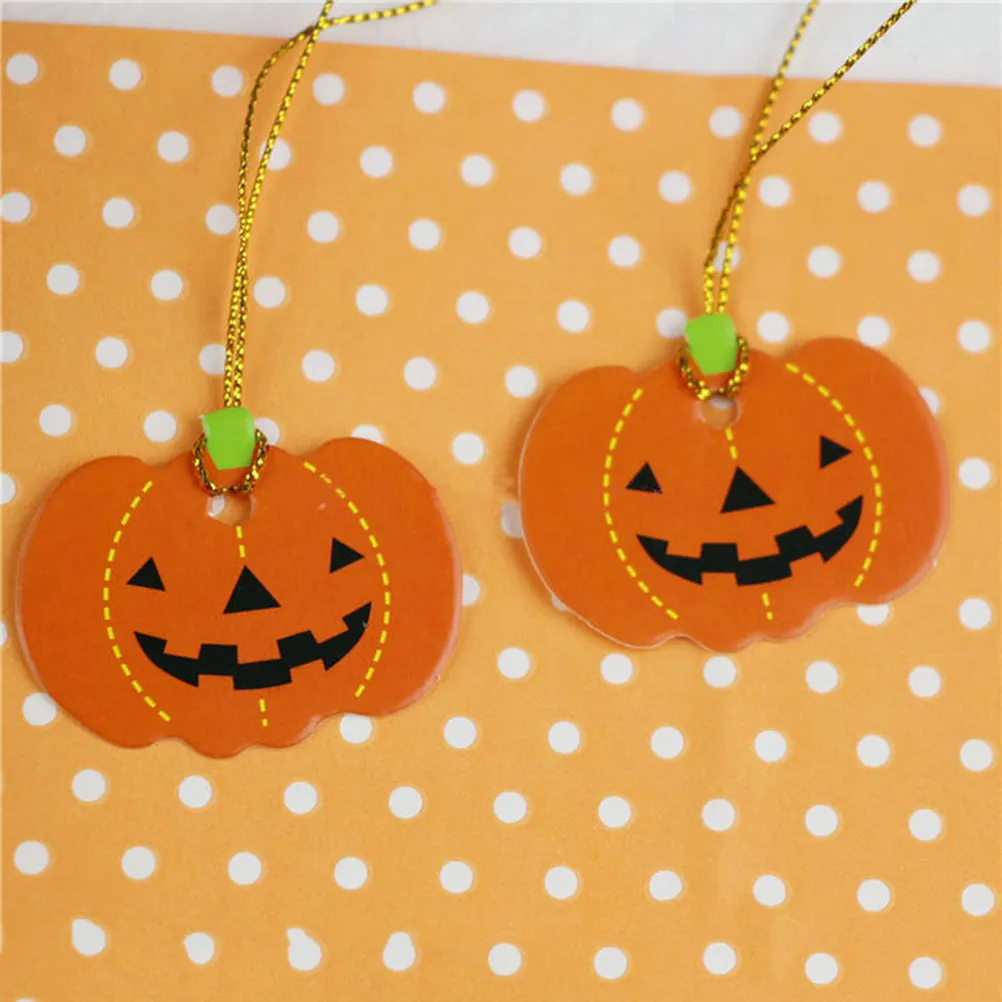 50Pcs Pumpkin Shape Paper Tags Prepunched Holes for Halloween Party Craft Gift Bookmark Decoration Hanging Tags