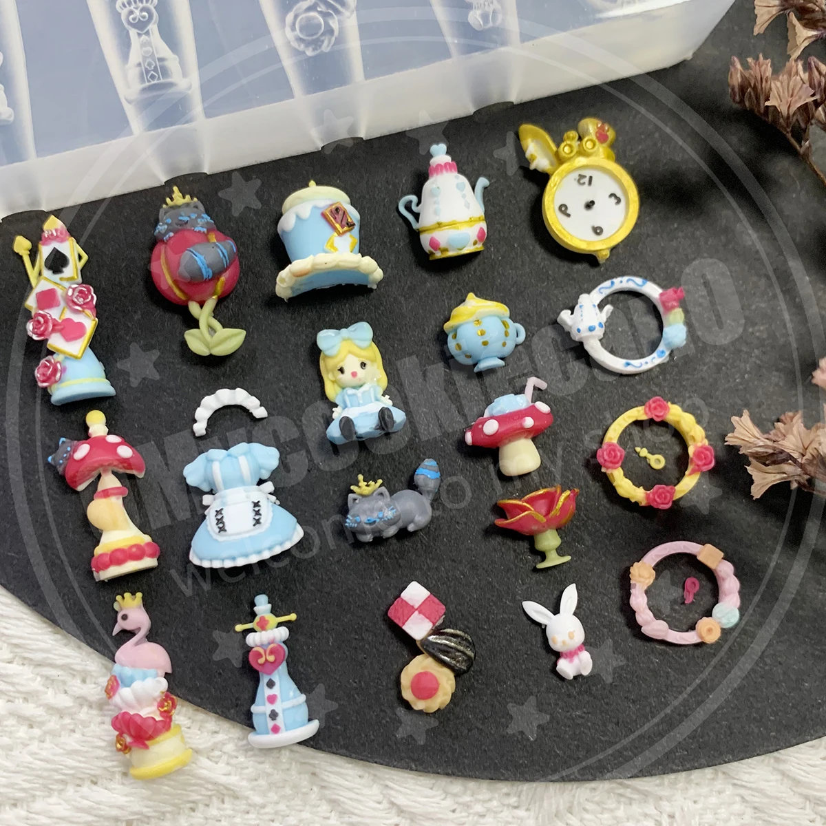 Super delicate, Alice in Wonderland themed full-transparent silicone nail mold, tea party theme.