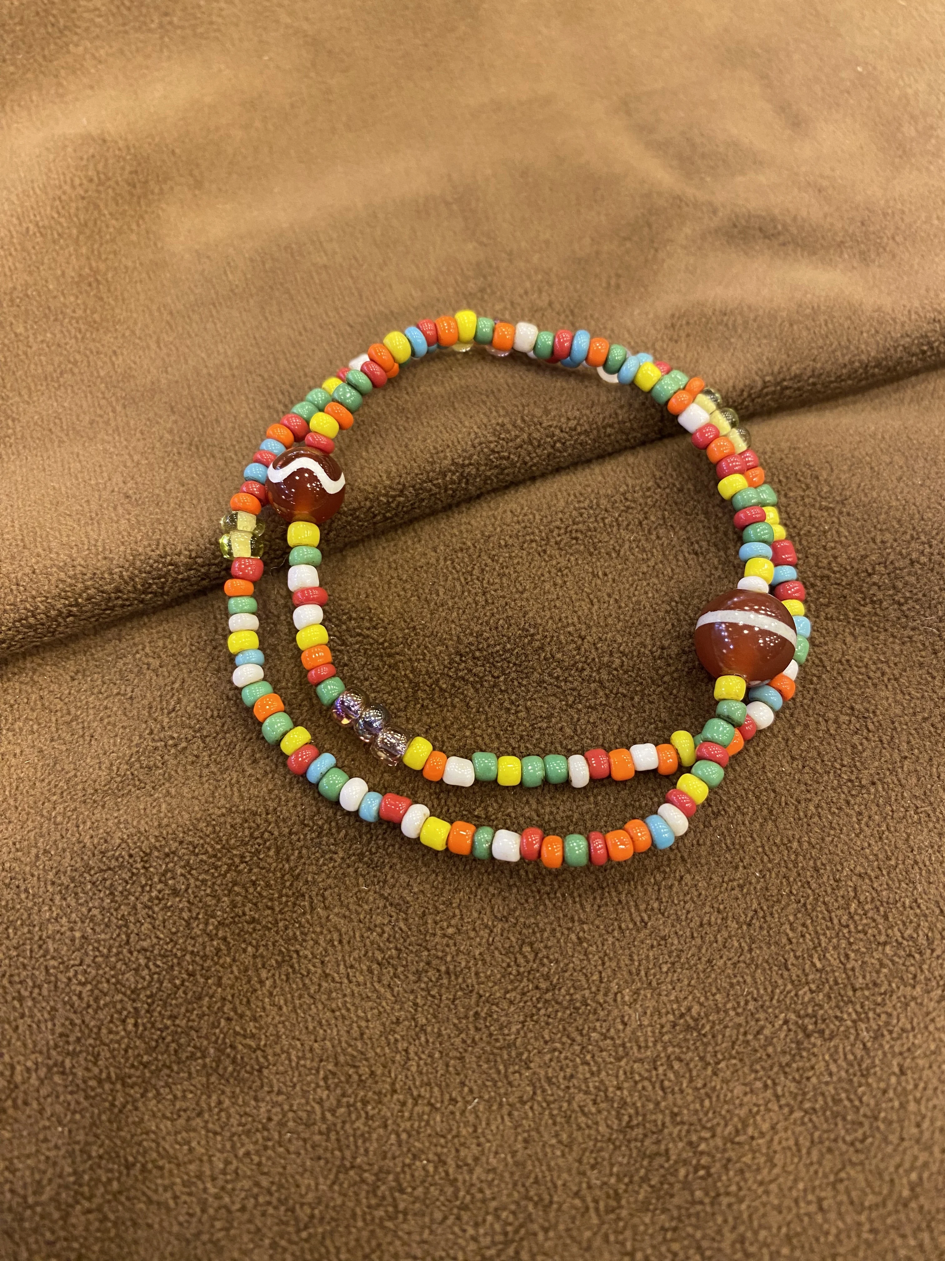 pulsera-apilable-de-doble-lazo-con-cuentas-de-colores-15-17-cm