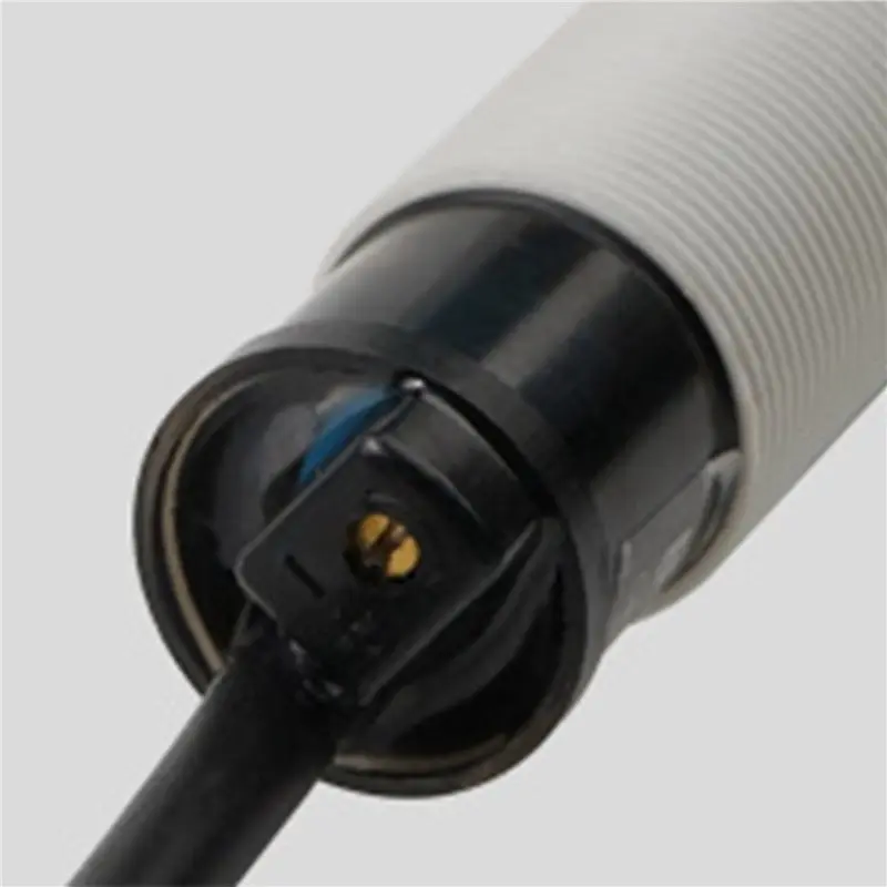 【RECOMENDAR】2 Pcs CR18-8DN M18 Capacitive Proximity Switch Sensor New High Quality
