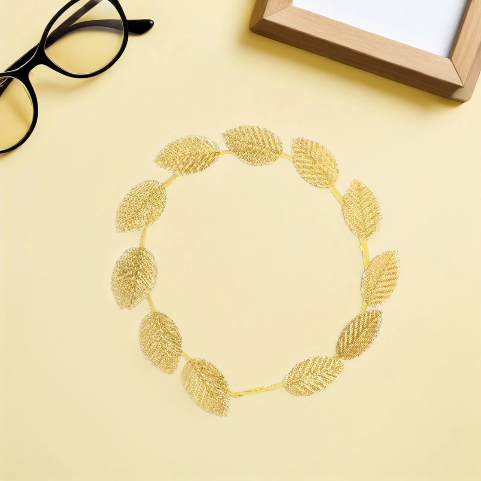 

6PCS Golden Leaf Crown Headband Plastic Hair Accessories for Wedding Party Cosplay Masquerade Photoshoot Leaf Wreath Roman Theme
