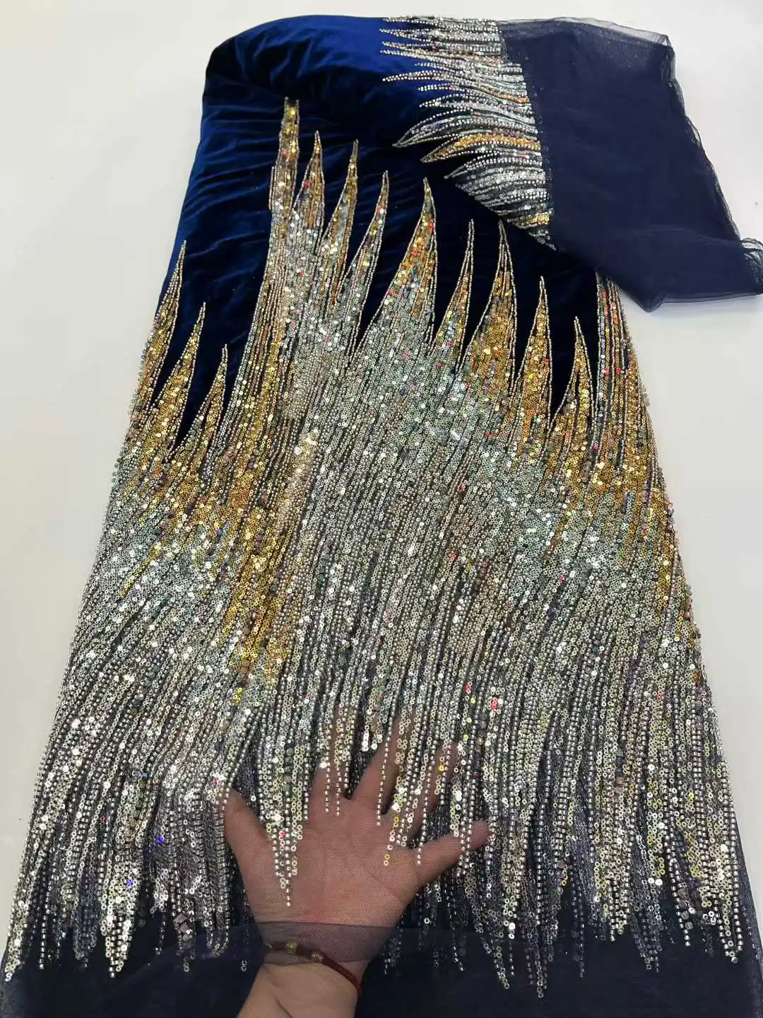 Luxury Beautiful African Velvet Sequins Embroidery Lace Fabric For Bridal Party Dress Nigerian Sewing Embroidery Tulle Occasion