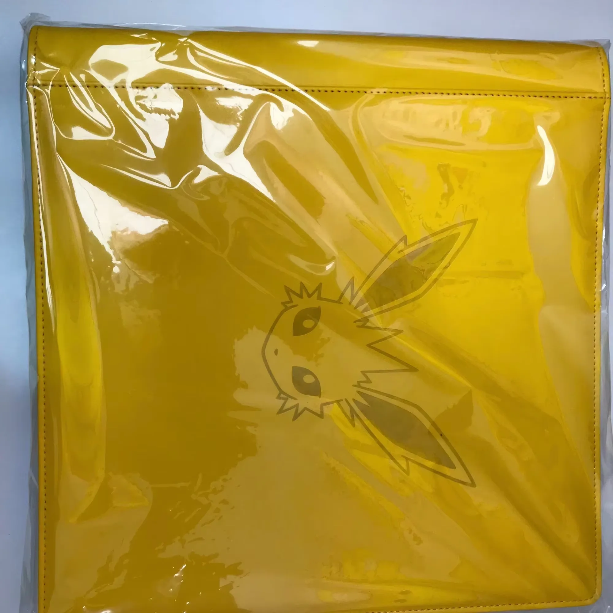 Op voorraad Eevee Advanced Gift Box Eevee Game Peripherals Card Box Indicator Box Ptcg Card Collection Hobby Bureau Verjaardag Speelgoed Cadeau