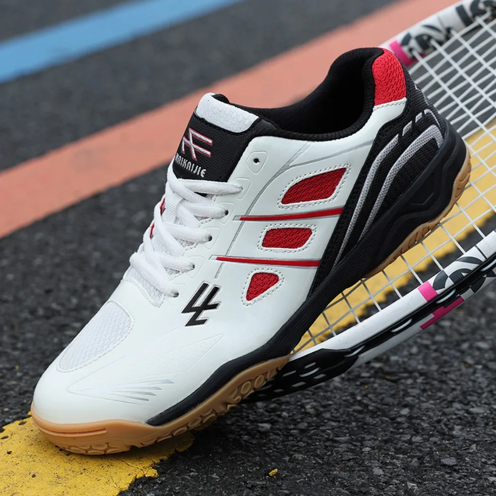 

2026 Good Quality Mens Tennis Shoe Lace Up Couples Badminton Shoes Big Size Badminton Sport Shoes For Women Athletic Shoe