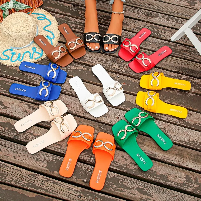 2026 Fashion Metal Decor Solid Color Women's Slippers Summer New Simple Square Toe Casual Beach Women Shoes Босоножки Женские